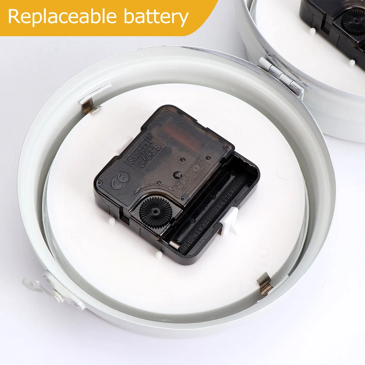 

Double-Sided Vintage Wall Hanging Clock Iron Round Classic Scrolled Mount Design Retro Style Quiet Roman Numeral