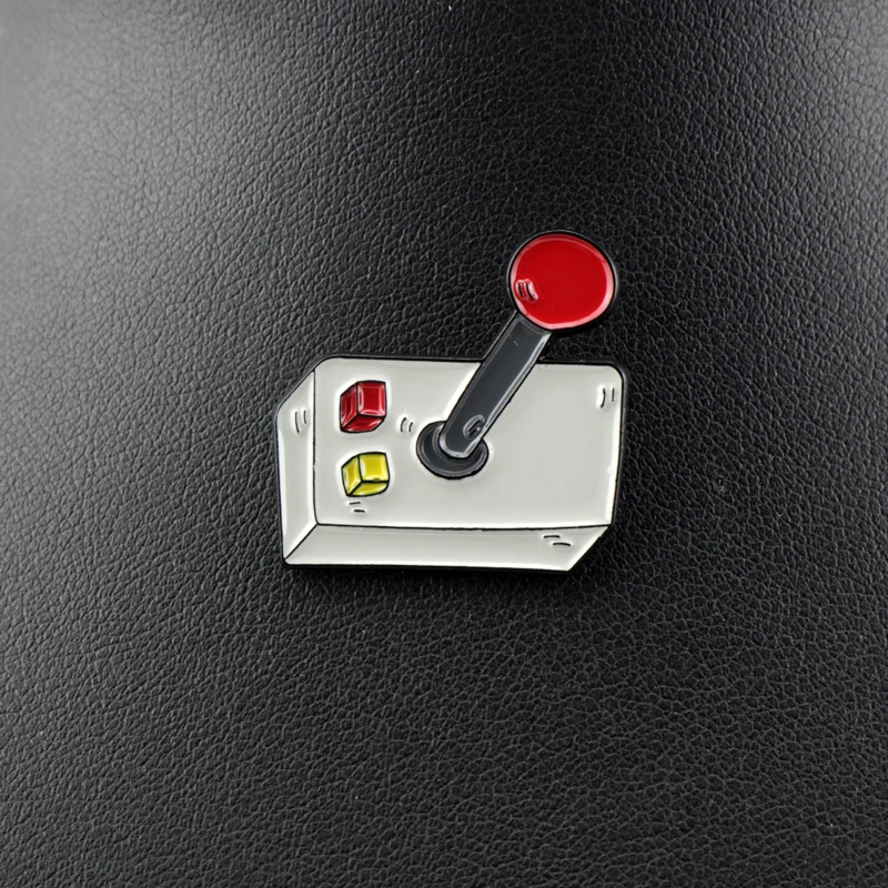 Pinos de Broche Mestre Slot Vintage, Joystick de Jogo de Desenhos Animados, Forma de Console Gamepad, Emblema Esmaltado, Alfinete de Lapela, Jóias
