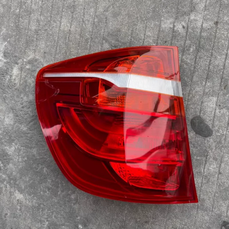 Suitable for F25 BMW X3 Tail Light Brake Light 63217217311 6321721312 63217217313 63217217314 Original Second Hand EU Ver 05sion