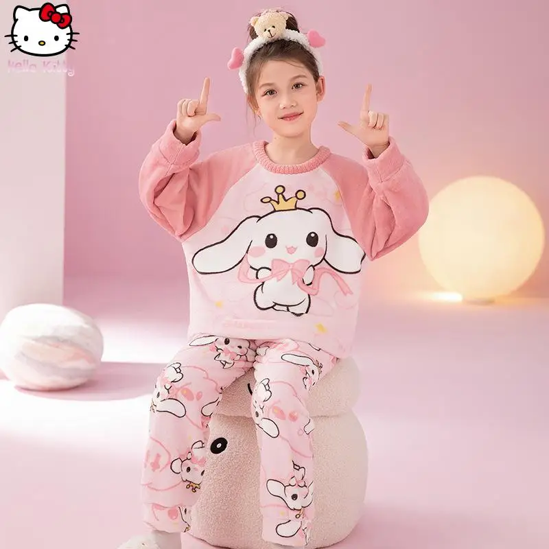 

Одежда Kuromi с героями мультфильмов Kawaii для девочек, утепленный пижамный комплект, аниме, осень-зима, новая теплая студенческая домашняя одежда Sanrio для родителей и детей