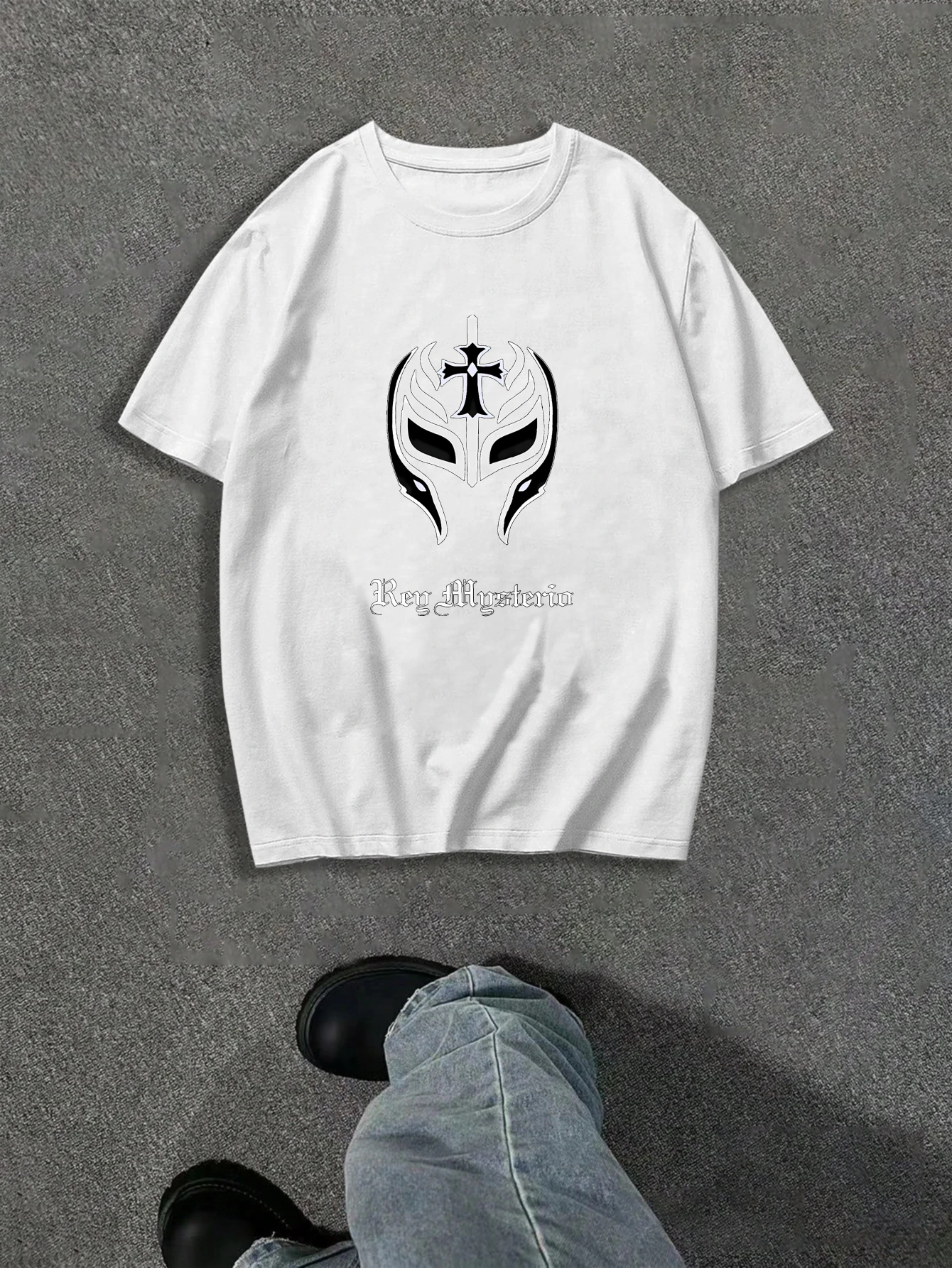 Trendy short-sleeved black T-shirt Printed Mysterious Mask and Rey Mysterio Text Suitable for Street Sports