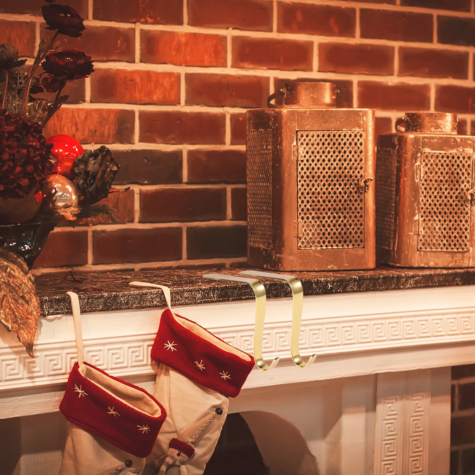 

2Pcs Christmas Stocking Holder Zinc Alloy Fireplace Mantel Hook Xmas Garland Grip Holiday Decoration Xmas Fireplace Hook