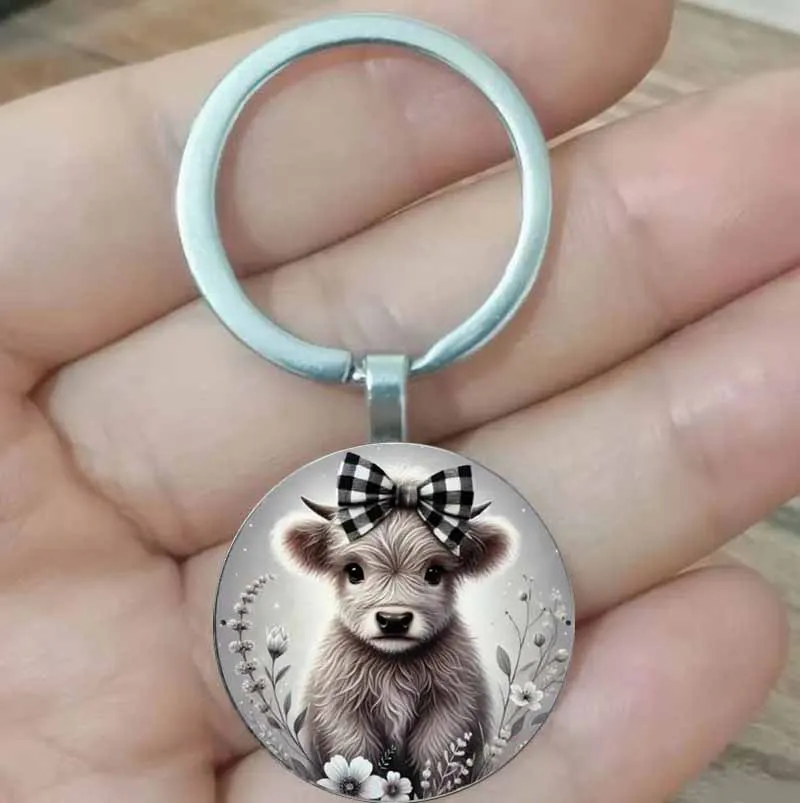 

Enchanting Highland Cow Keychain with Bow - Retro Alloy, Round Pendant, Fantastical Flower Design - Ideal Holiday Gift, Bag | Fl