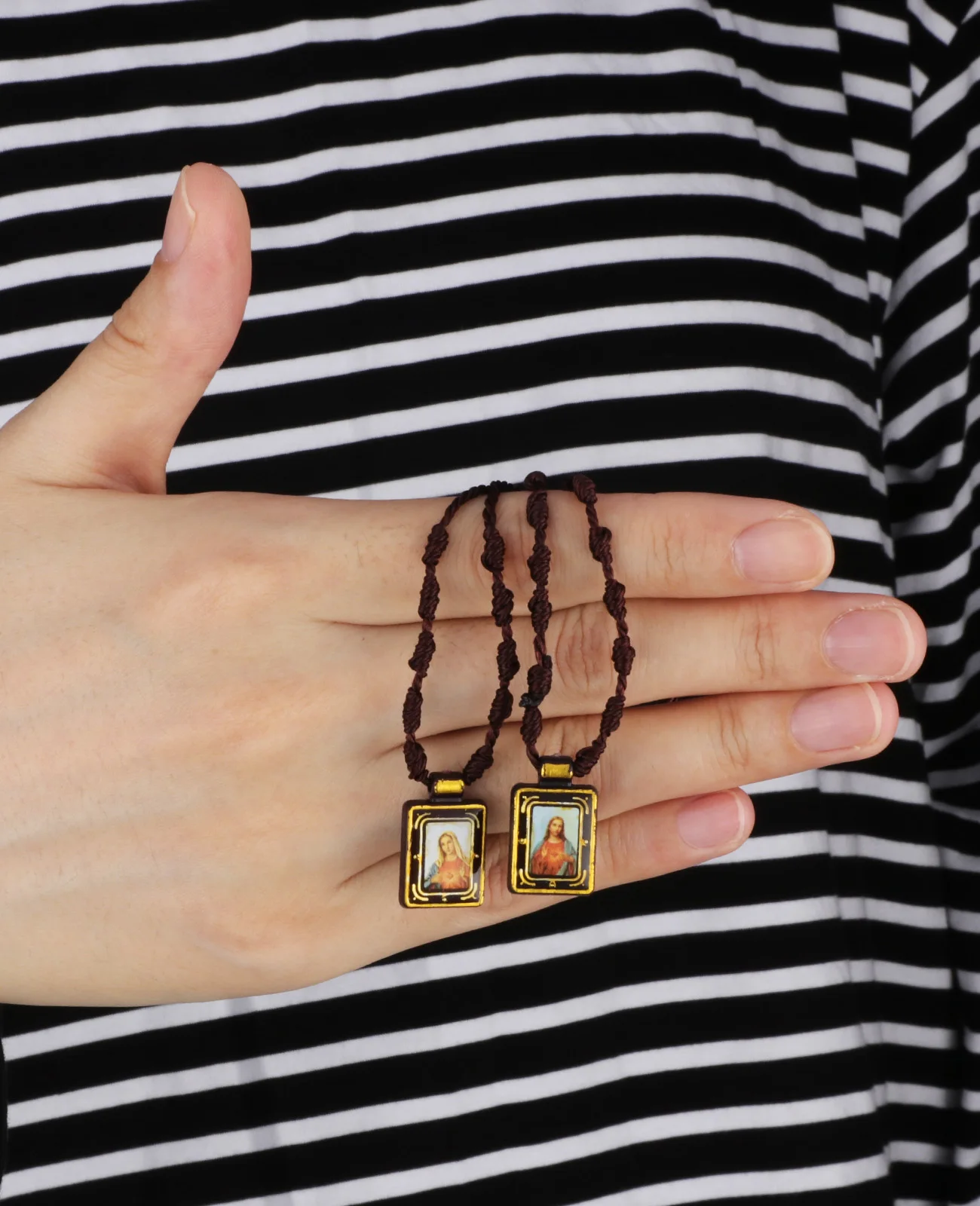 Immaculate Heart Virgin Mary Square Medal Catholic Sacred Heart Jesus Braided Cord Chain Scapular Necklace Devotional Gift