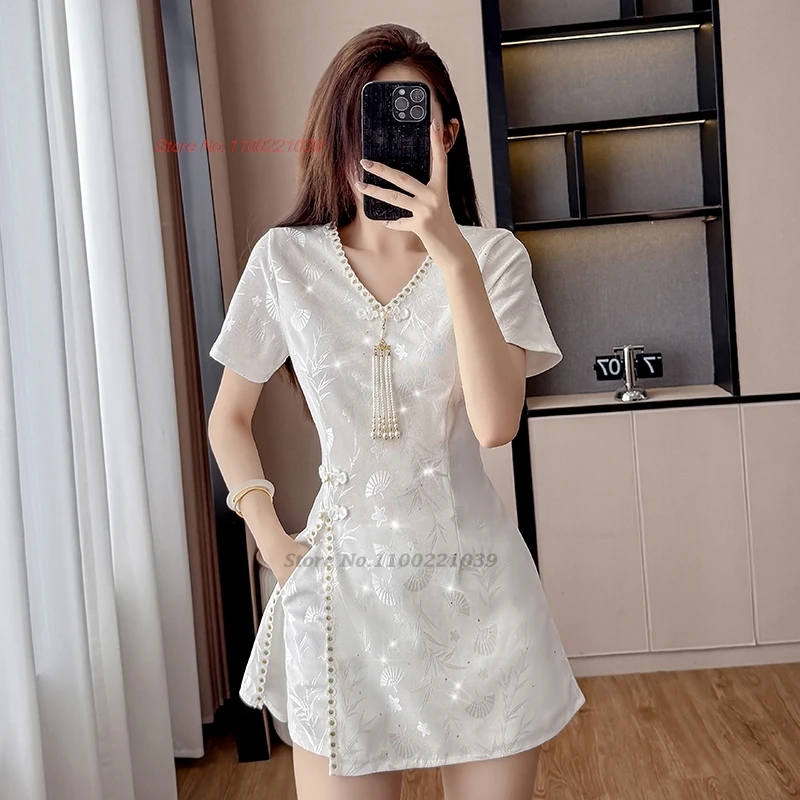

2025 chinese sexy nightclub masseur dress cheongsam retro v-neck jacquard qipao dress+shorts hotel spa work dress beauty uniform