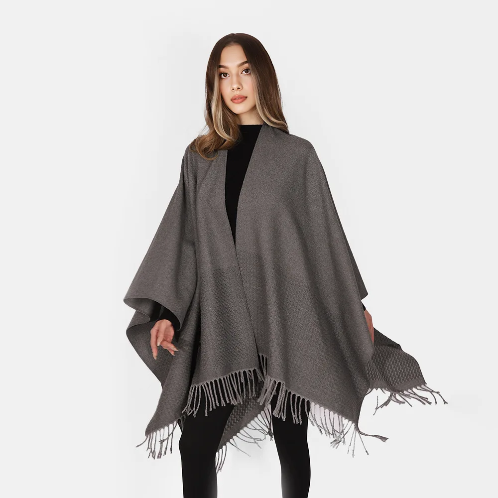 

Elegant Wavy Stripes Soft Core Yarn Poncho Long Cape Unisex Autumn Winter Thick Wraps Outerwear Party Travel Cloak Split Shawl