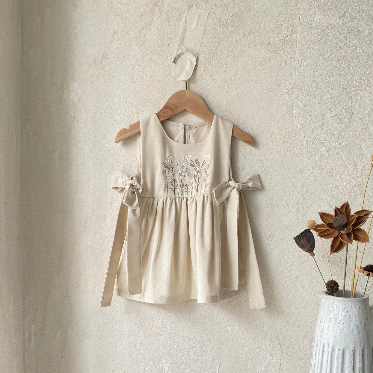 

Baby Girls Long Dress Spring Autumn Floral Embroidery Butterfly Lace with Apron Korean Style Sleeveless Casual Simple Sundress