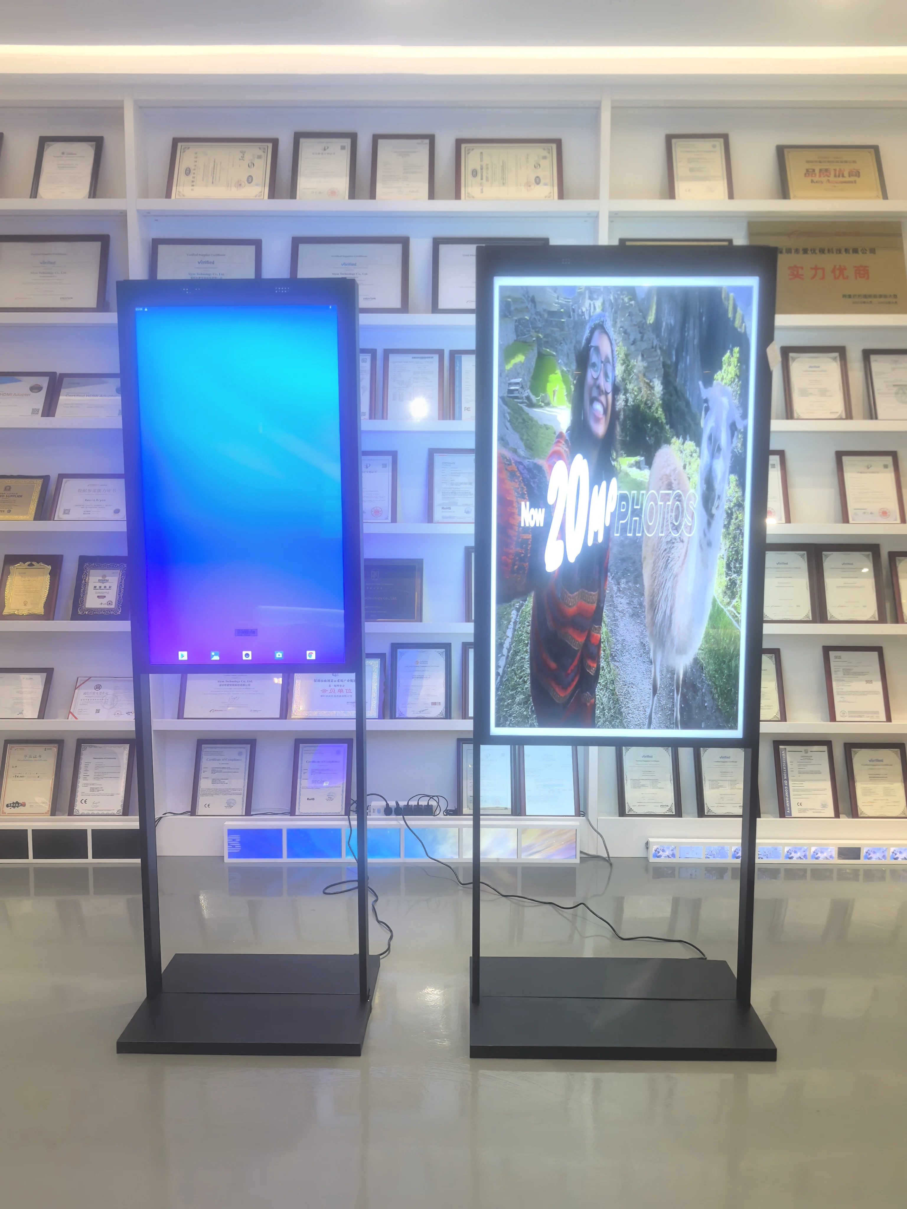 Retail 55 65 Inch Indoor High Brightness Ceiling Hanging Advertising Double Side Digital Signage Window LCD Display Screen