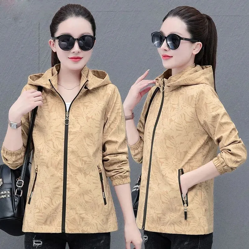 2023 New Spring Autumn Clothes Women Hooded Windbreaker Basic Coat Short Jackets Famale Outerwear Printed Sportswear Coats 5XL