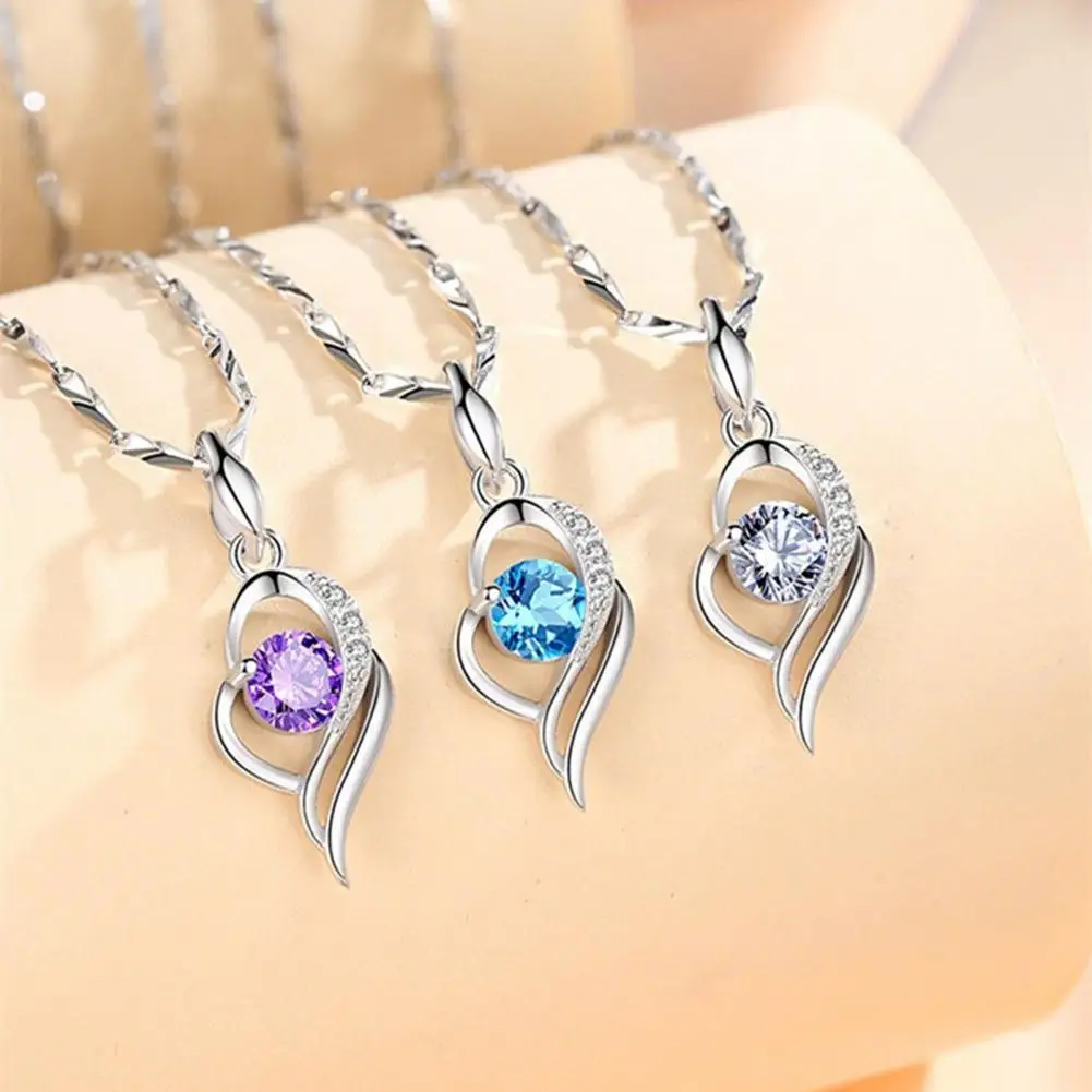 Jewelry Stunning Heart Rhinestone Pendant Necklace for Women Choker Jewelry Gift with Unique Design Lightweight Chain Non-fading