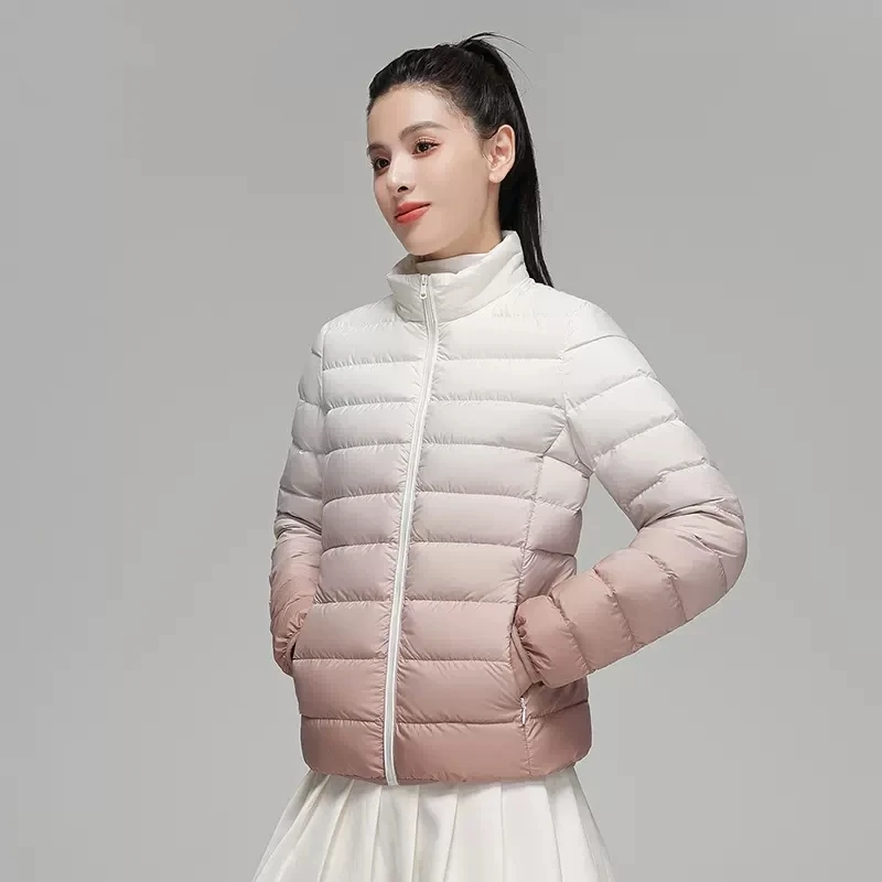 Imagem -04 - Nova Moda Feminina Outono Inverno Gradiente Slin Ajuste Gola Curta Manter Cabolsas Quentes para Mulheres Ultra Leve para Baixo Jaquetas 2023