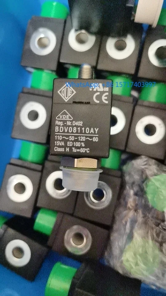 

1 шт., итальянский импортированный подлинный новый электромагнитный клапан KT130AV30-F + катушка BDV08110AY + распределительная коробка