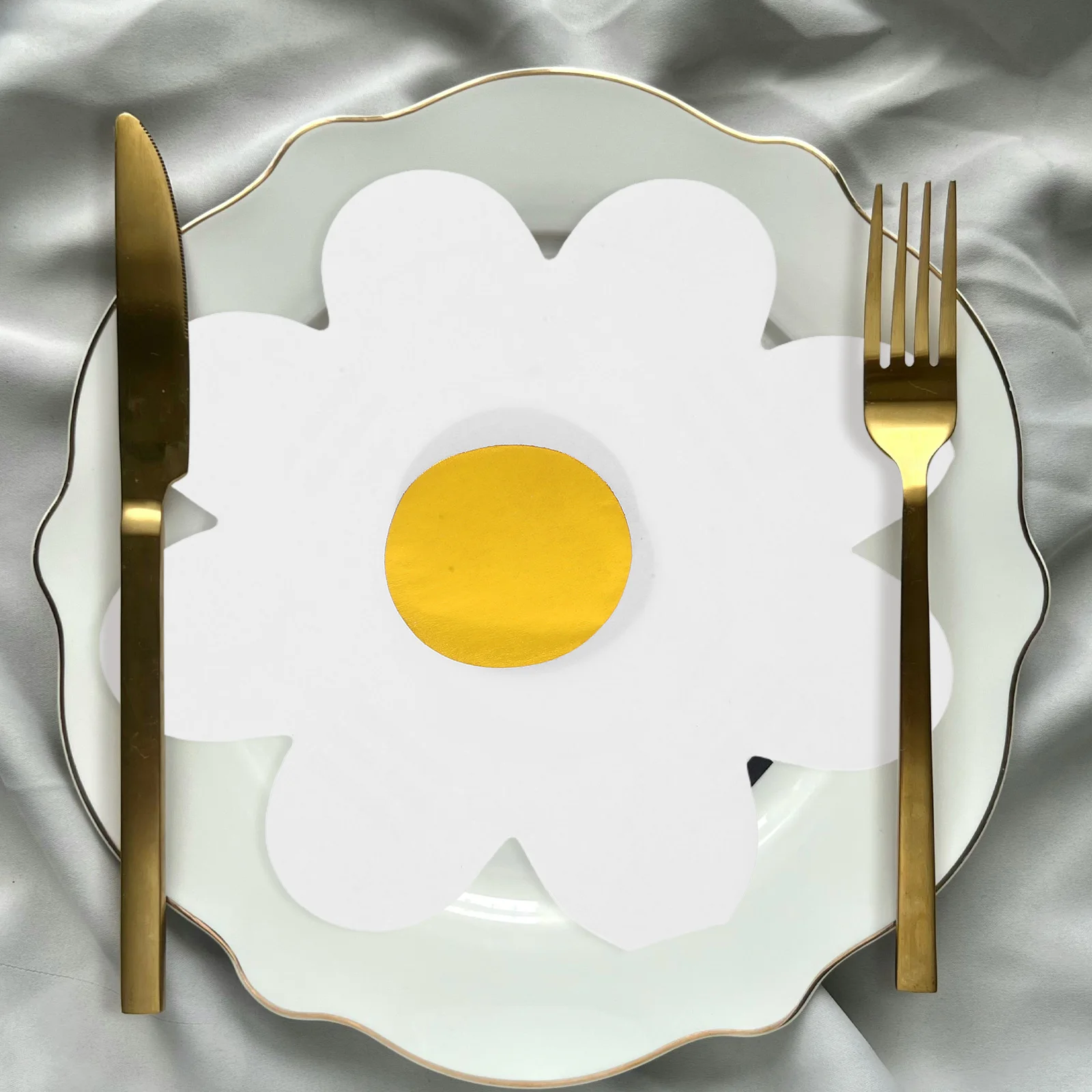 

Daisy Decorative Paper Napkins 3-Ply Floral Party Supplies For Birthday Wedding Garden Tea Party Shower Holiday