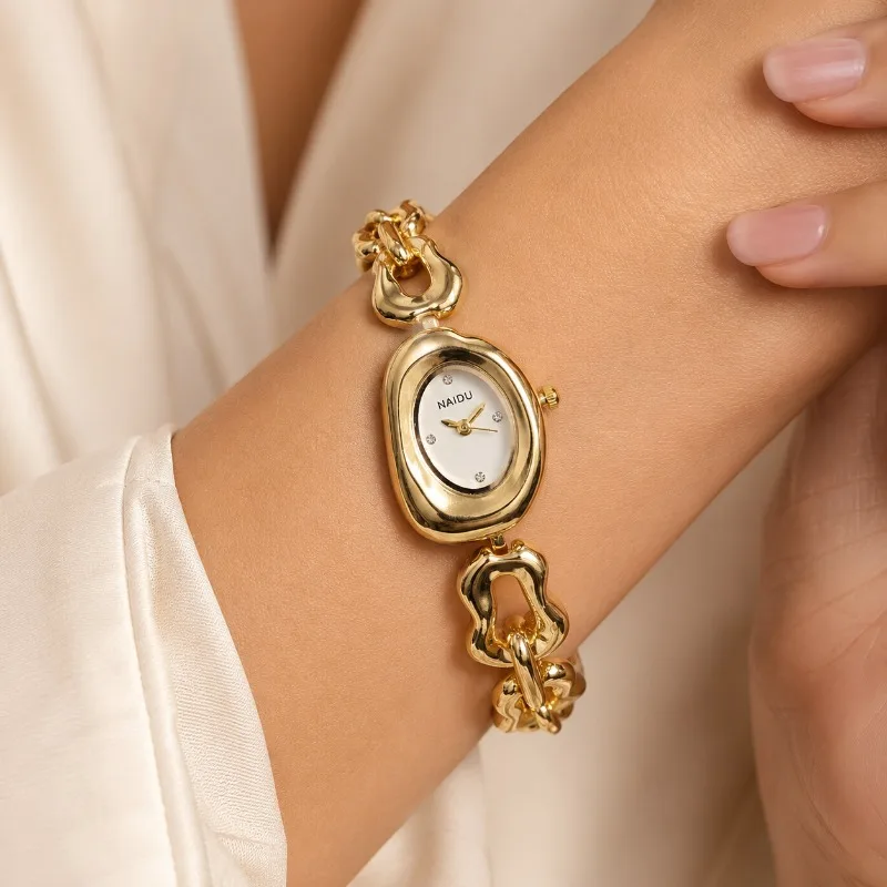 Retro Irregular Bracelet Watch for Women Famous Brand Fashion Ladies Quartz Wristwatch Luxury Woman Watches Gift Montre Femme