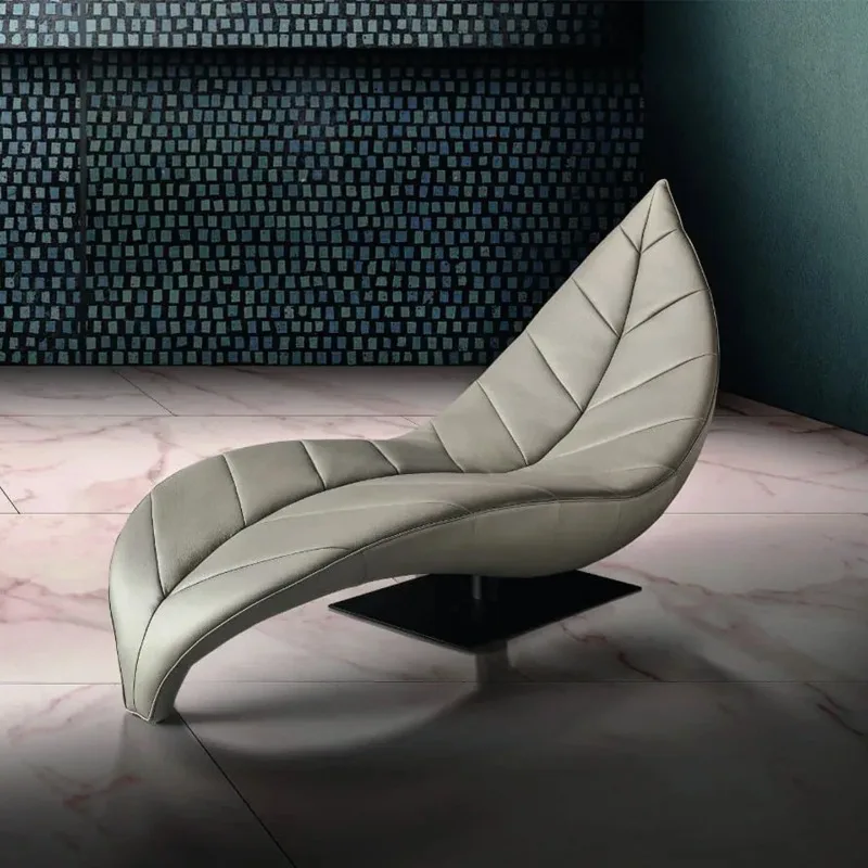 

Nordic designer modern light luxury creative concubine chair leaf modeling recliner Internet celebrity art leisure sofa chair