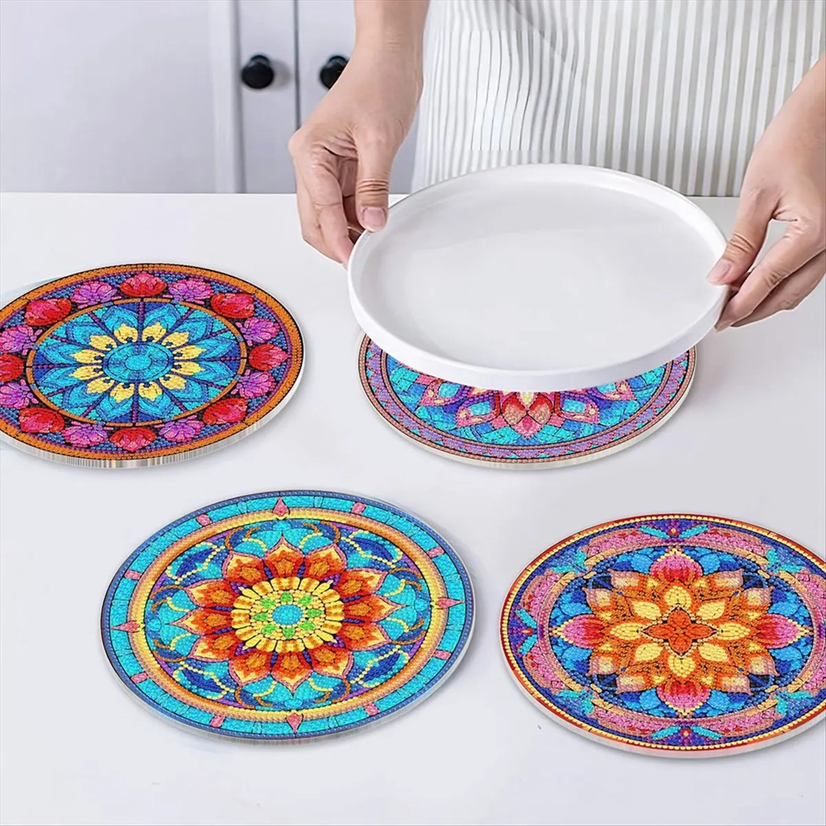 4Pcs DIY Diamond Art Painting Placemat Round Non-Slip Acrylic Table Mats for Table Decor A-A14I