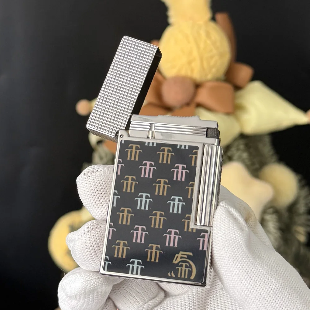 

Classic Gas Lighters Butane Refillable Soft Flame Lacquer Cigarette Tool Luxury Smoking Accessory For Men Smokers Collection