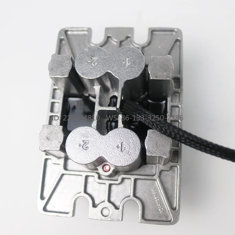 Micro excavator 301.7CR/301.5CR/302CR/307.5 electrically controlled walking foot valve assembly pedal