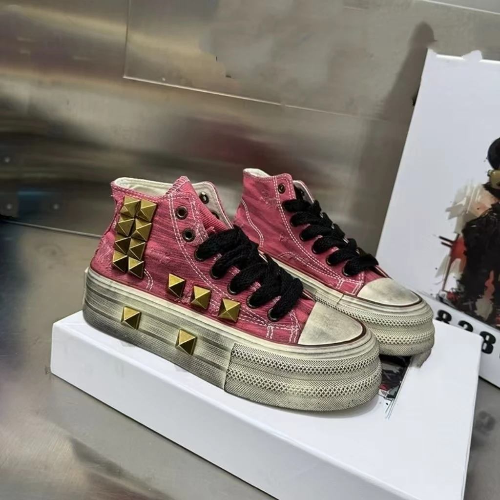 

Hand custom rivets to make old canvas shoes high top thick sole casual sports women's shoes 35-40