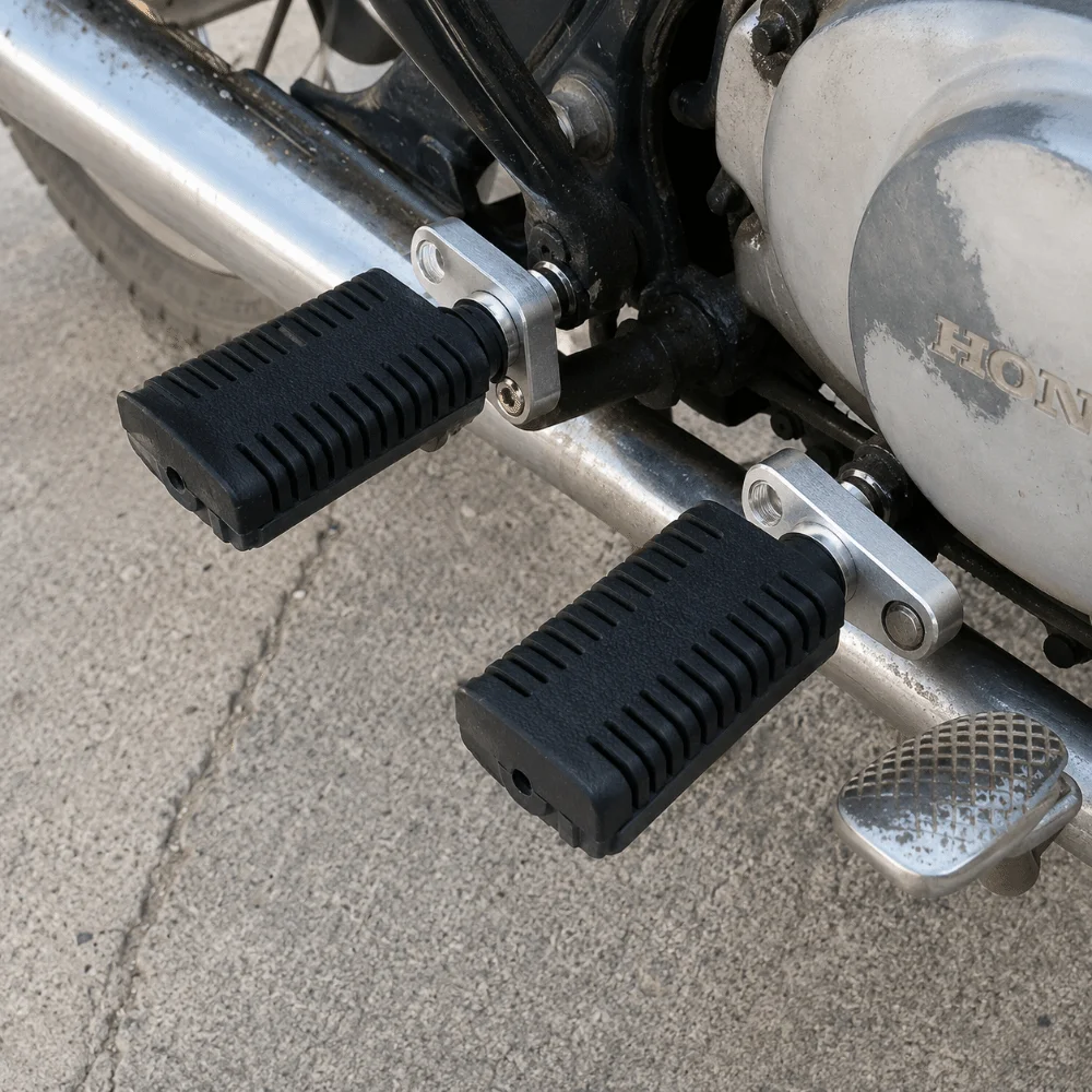 1 Pair Black Motorcycle Pedals Aluminum Alloy Front Back Motorcycle Rear Foot Pegs Non-slip Accessories Motorcycle Foot Rests