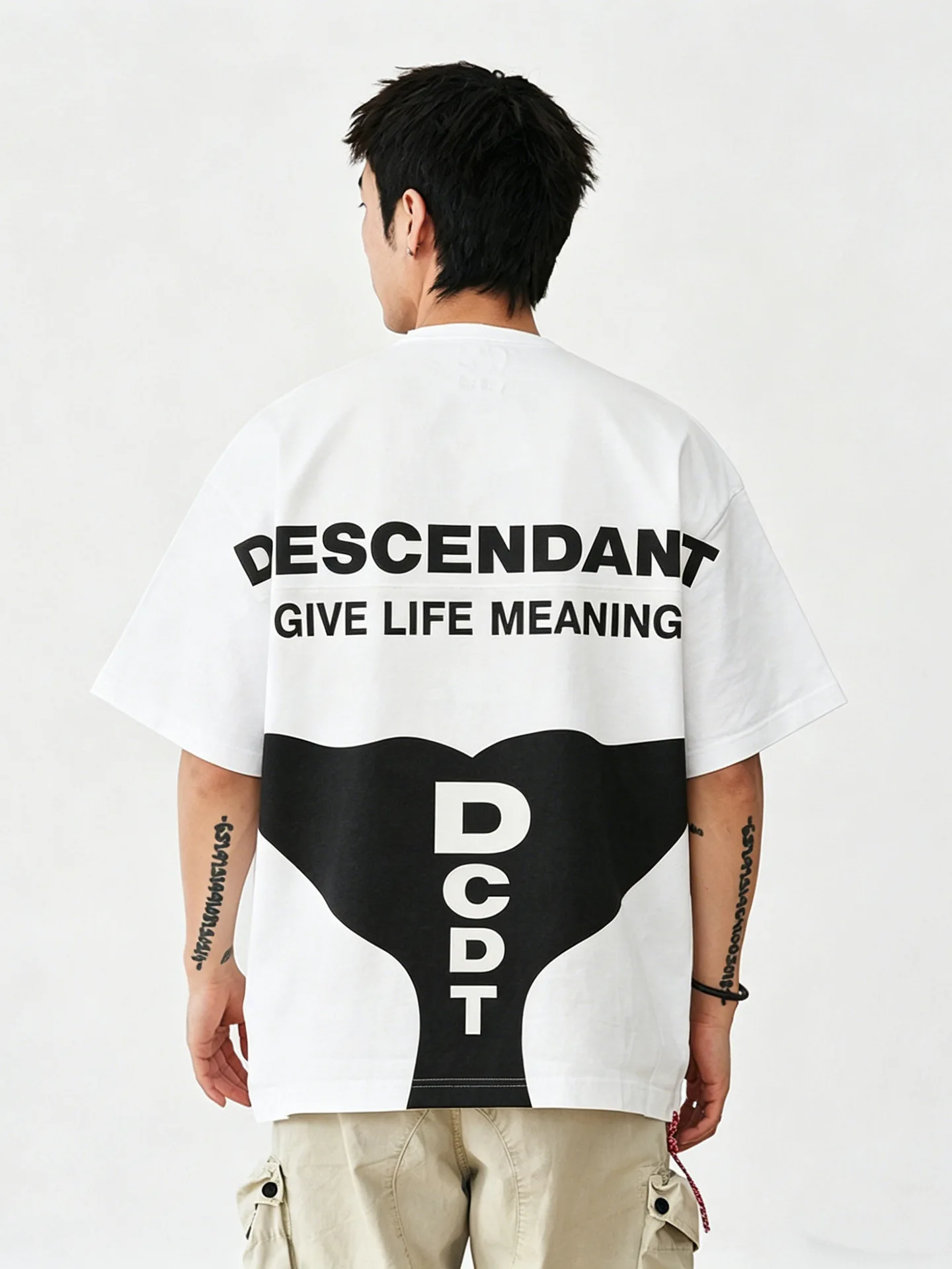 2026 DESCENDANT Whale Tail Print Round Neck Short Sleeve T-Shirt TX1667