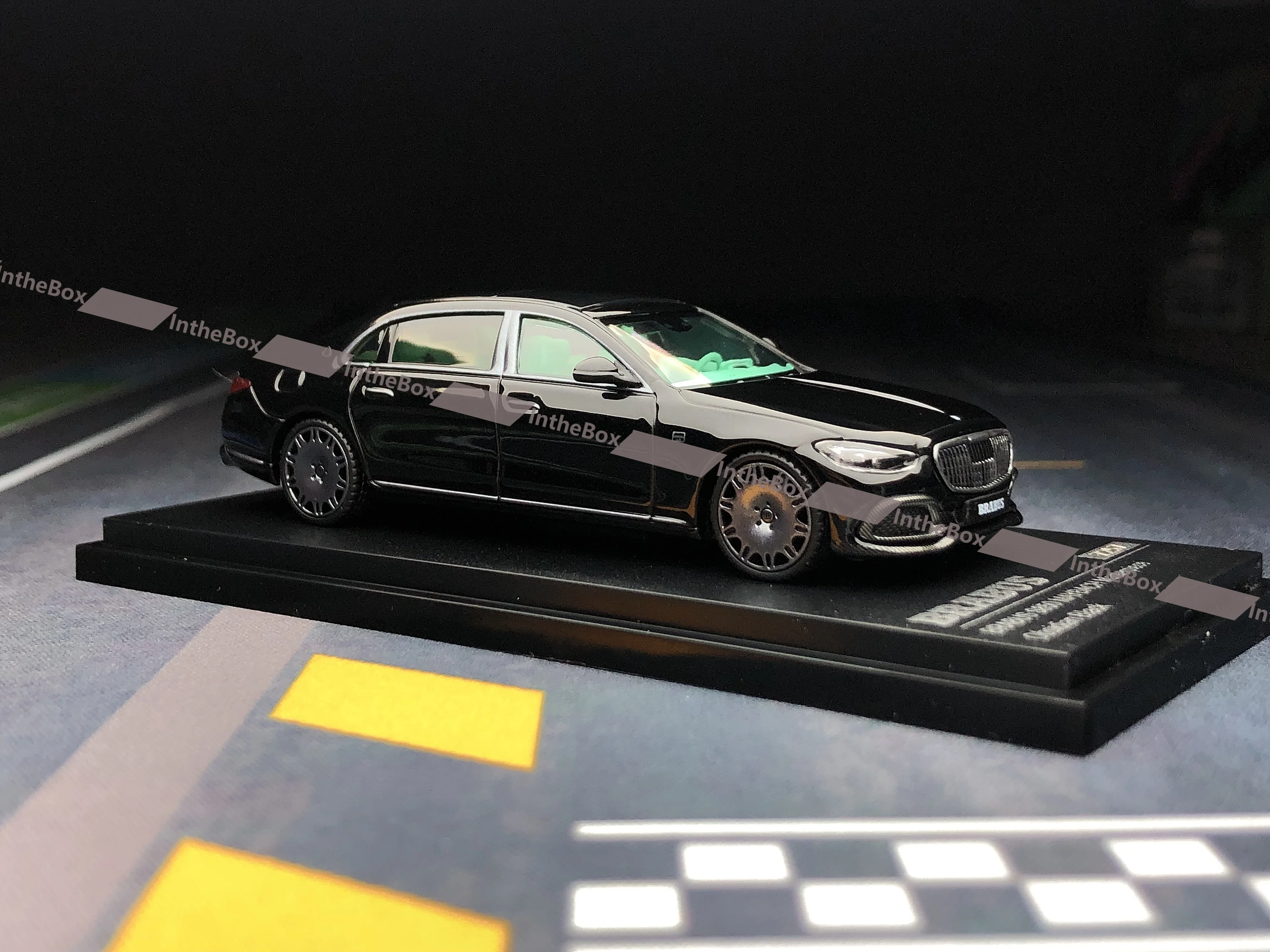 

Arbox 1:64 MB S850 Model Diecast Car Collection Limited Edition