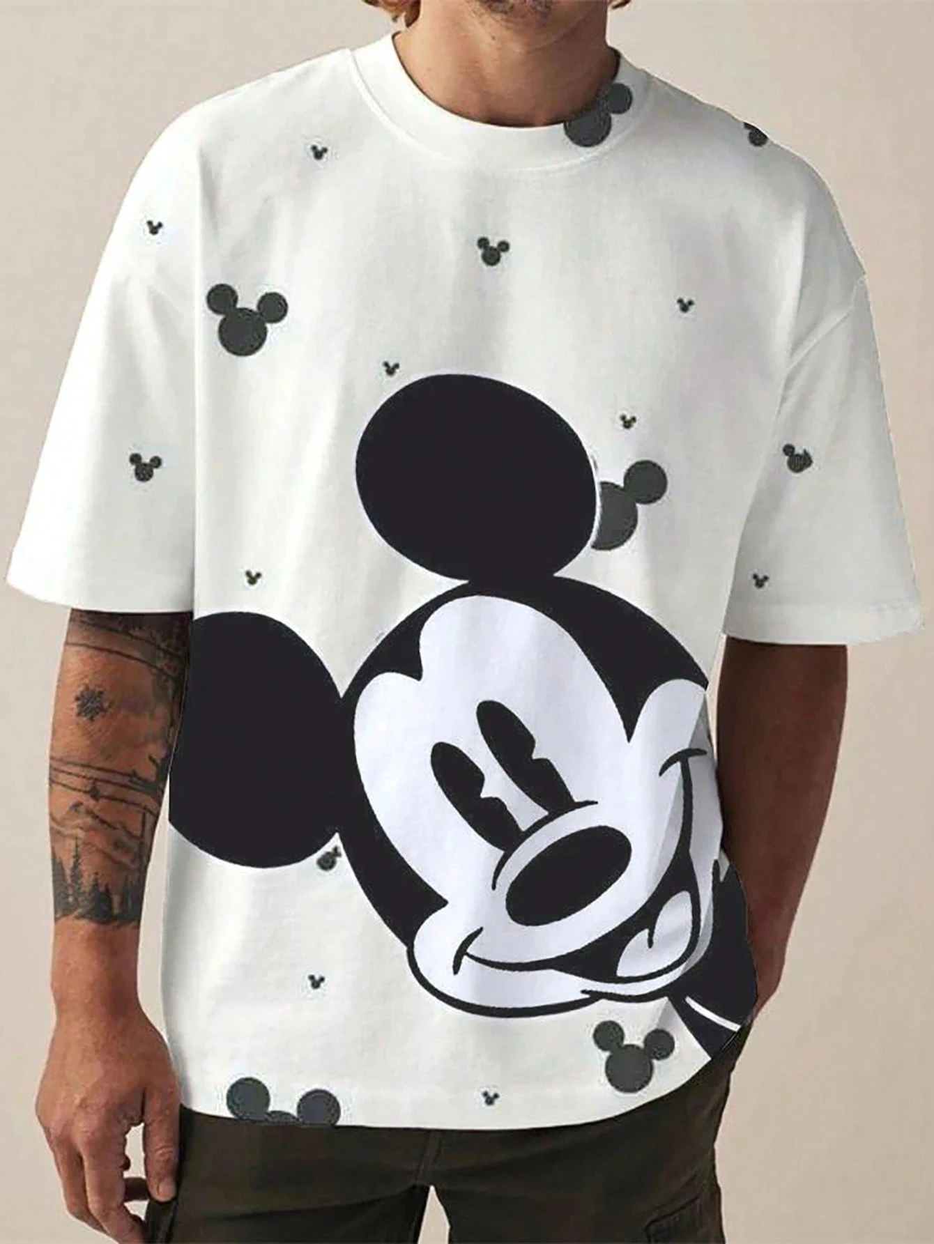 

Disney Mickey Mouse Men's Cartoon Print Round Neck Short Sleeve Casual T-Shirt Summer Casual Oversized Shirt Men's Clothing Tees