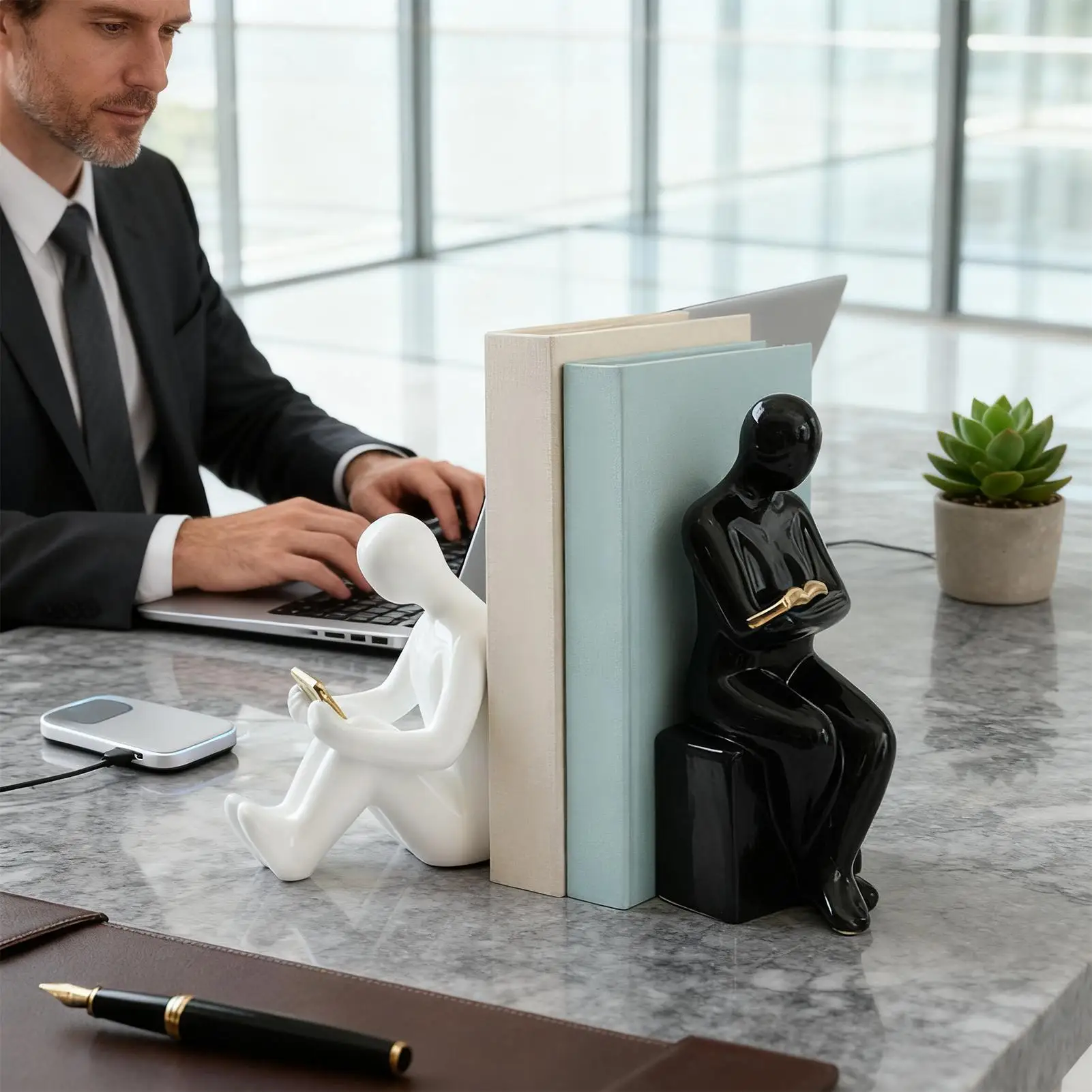 نهايات كتاب الجدة ثلاثية الأبعاد على شكل بشري عرض حديث ديكور الدفتين الحديثة لأصدقاء العائلة غرفة المعيشة مكتبة المكتب المنزلي