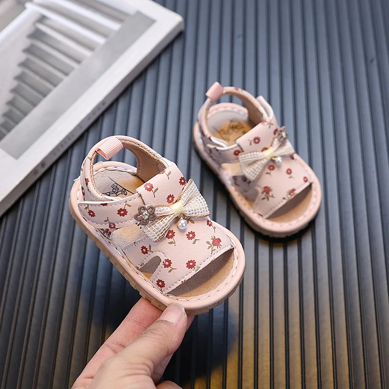 2026 Newborn Baby Girl Sandals Summer Embroidered Leisure Comfortable Lightweight Floral Soft Sole Toe Sandals For 0-3 Years