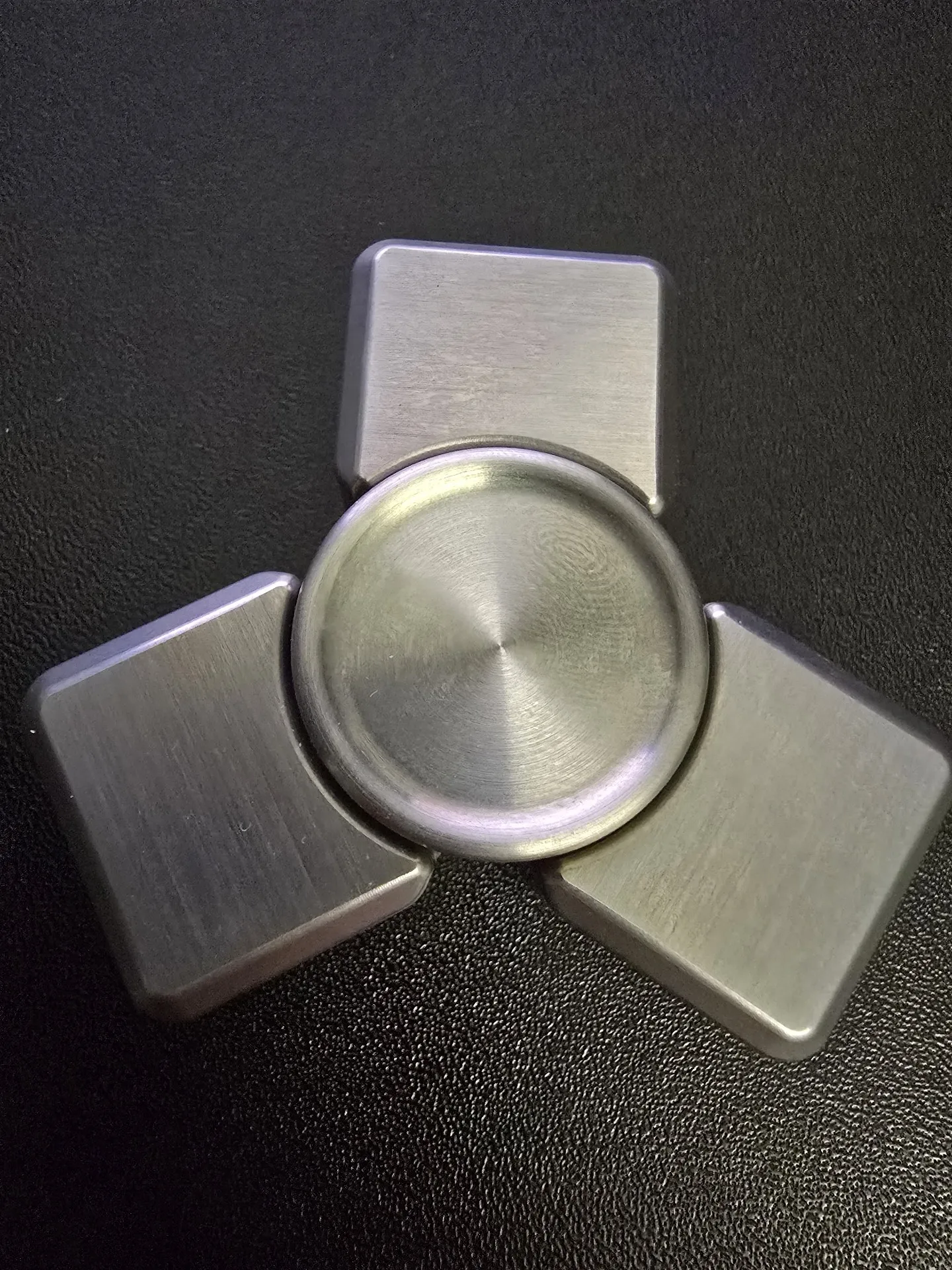 Large impact Wu gyroscope EDC, decompression toy