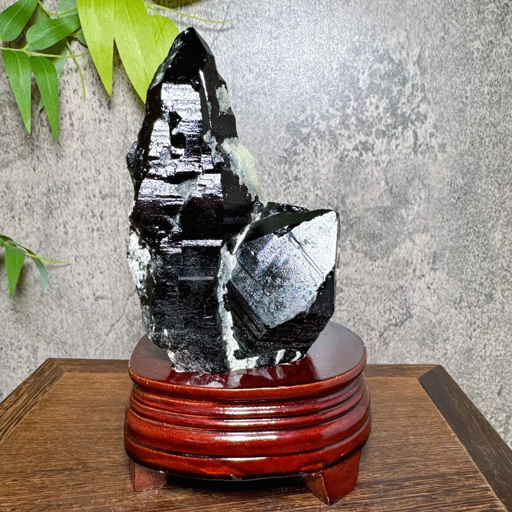 Natural Black Crystal Cluster Epidote Feldspar Quartz Ore Specimen Healing Stone for Garden Decor Home Decoration