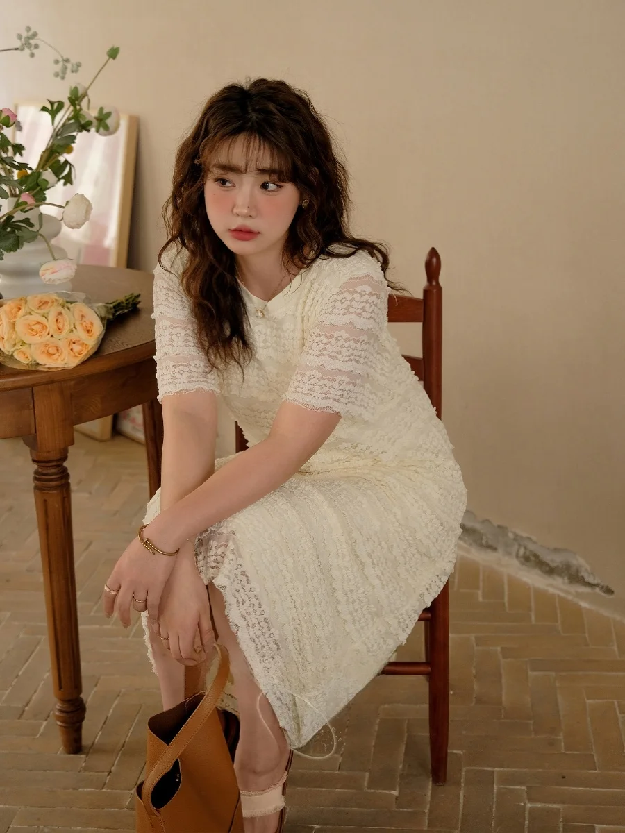 

Monika plus Size Women's round Neck Short Sleeve Knee-Length A-Line Dress White Lace Casual Summer Fashion Korean Style