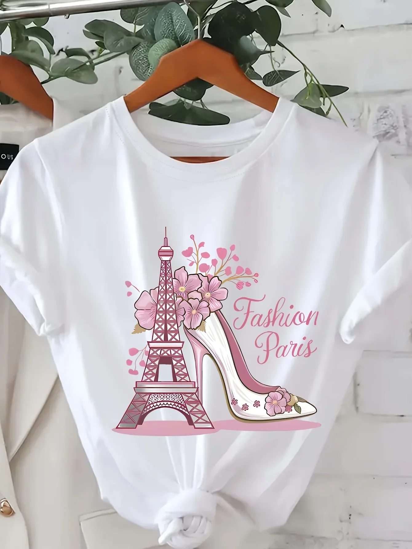 

Chic Eiffel Tower& High Heels Graphic Tee for Women Soft Short Sleeve Crew Neck Casual with Floral Accents Women Clothing