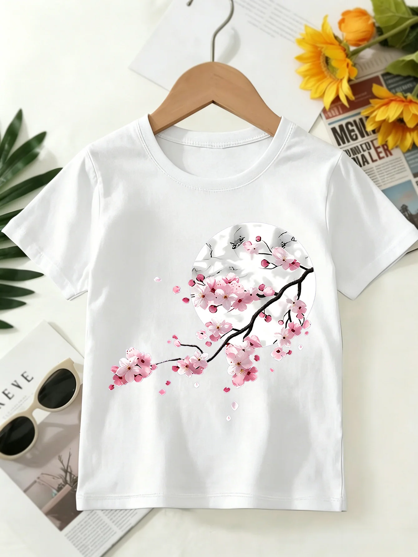 Japanese Falling Cherry Blossom Round Moon Floral Art Print Kids T Shirt Boys Girls Family Matching Summer Crew Neck Casual Tee