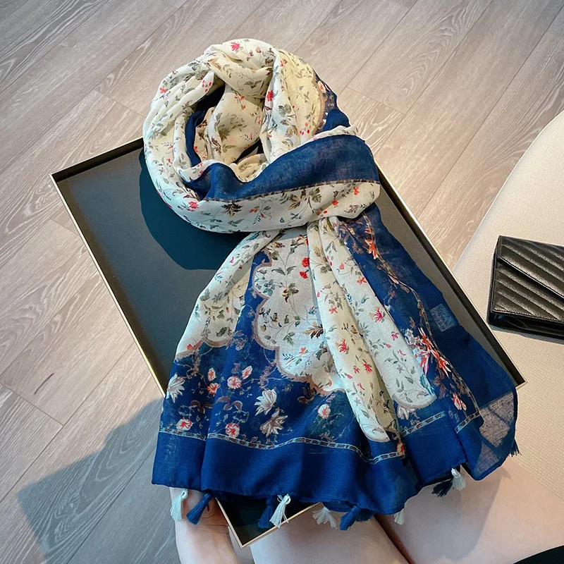 

Youthful and sweet ethnic style fringed cotton-linen scarf women, thin and stylish, suitable travel,, bea