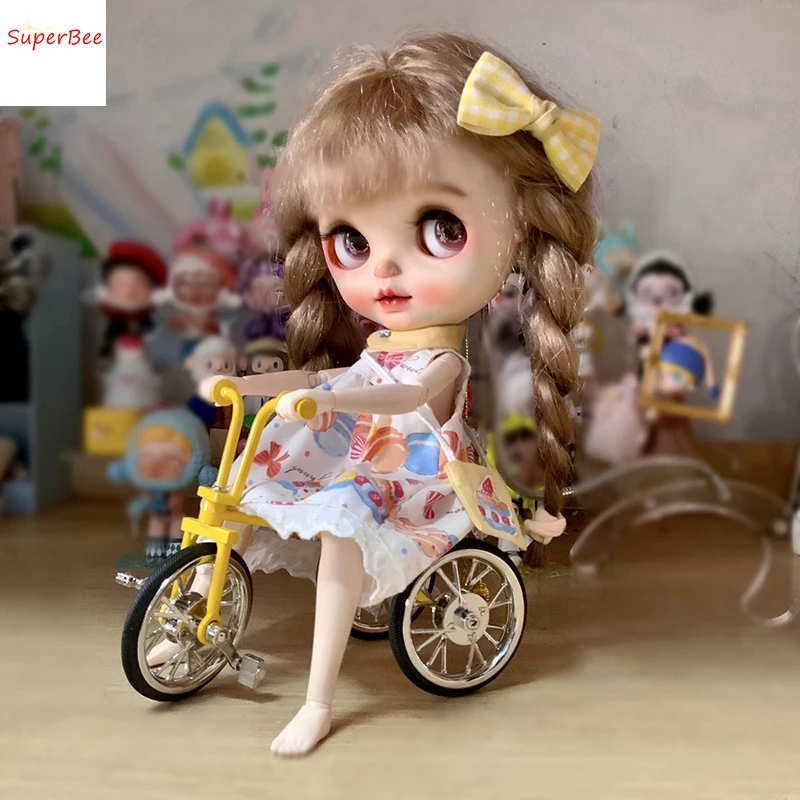 Dollhouse Mini Scooter, Children's Tricycle/ScooterModel for 1/6,1/8 Blyth/BJD Doll House Diy Furniture Decoration Accessories