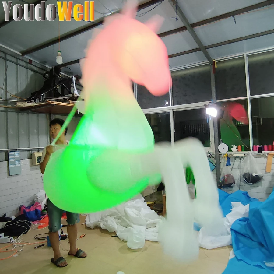 The Best Sales Of White Animals Walking LED LED Can Inflatable White Horse Clothing  Clothing clothing