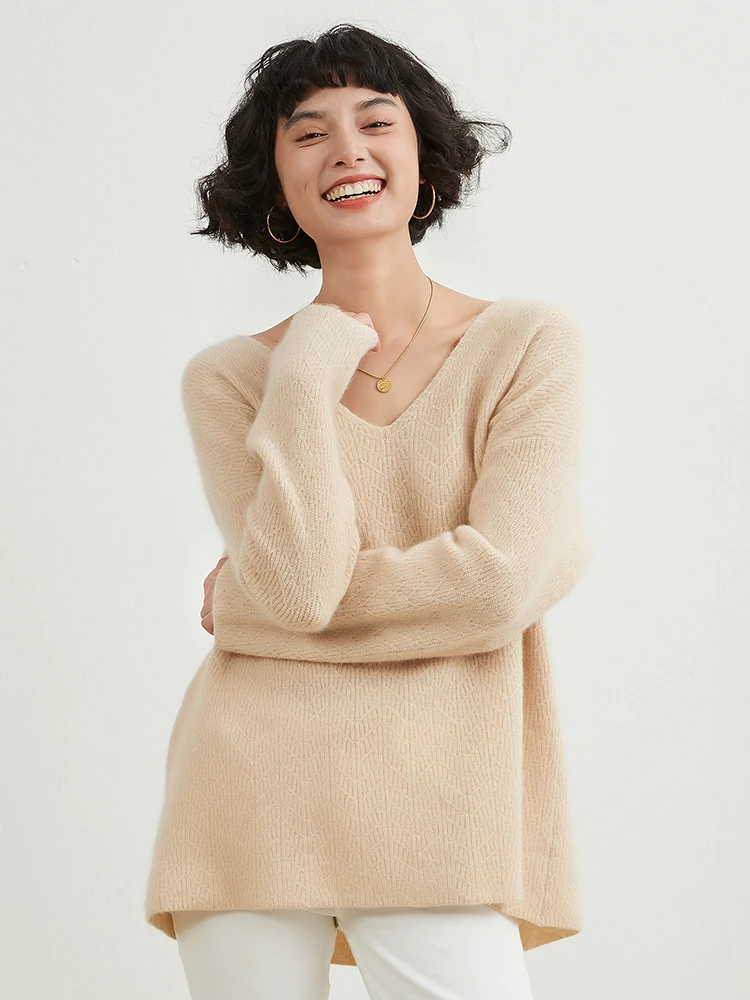 V-neck Cashmere Knitted Bottoming Shirt for Women, Thick Warm and Lazy Sweater with a Temperament PU, Autumn and Winter