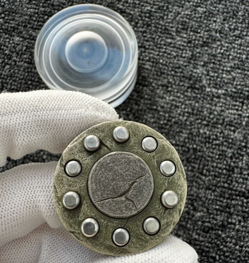 Used EDC Wanciwang white copper stone pattern mechanical pp coin Fidget Decompression Toy