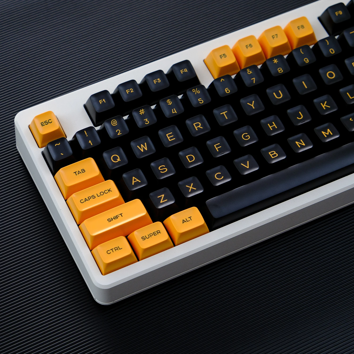 KBDiy 142 Keys Black and Yellow Keycap Set Double Shot SA Profile PBT Keycaps Custom for Mechanical Keyboard Gaming for GMK67 75