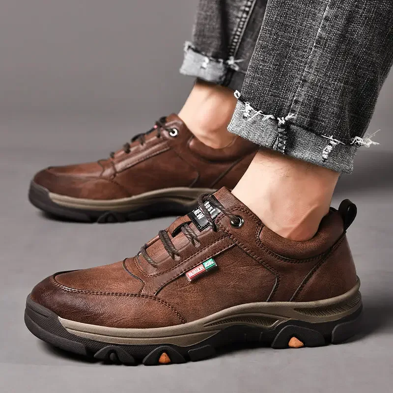 Leather Men Hiking Shoes High Quality Non-slip Man Casual Sneakers Comfortable Sport Shoes Breathable Retro Men Walking Sneakers