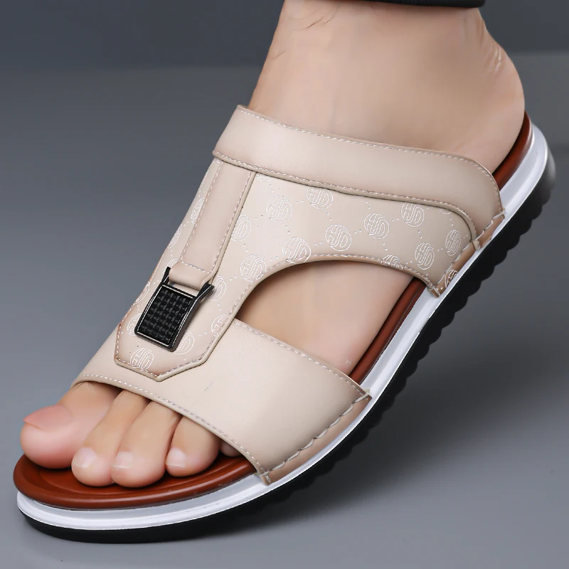 Fashion and Comfortable Flat Sole Anti Slip Shoes Summer New Mens Slippers Home Footwear One-word Sandals and Man Slide Slippers