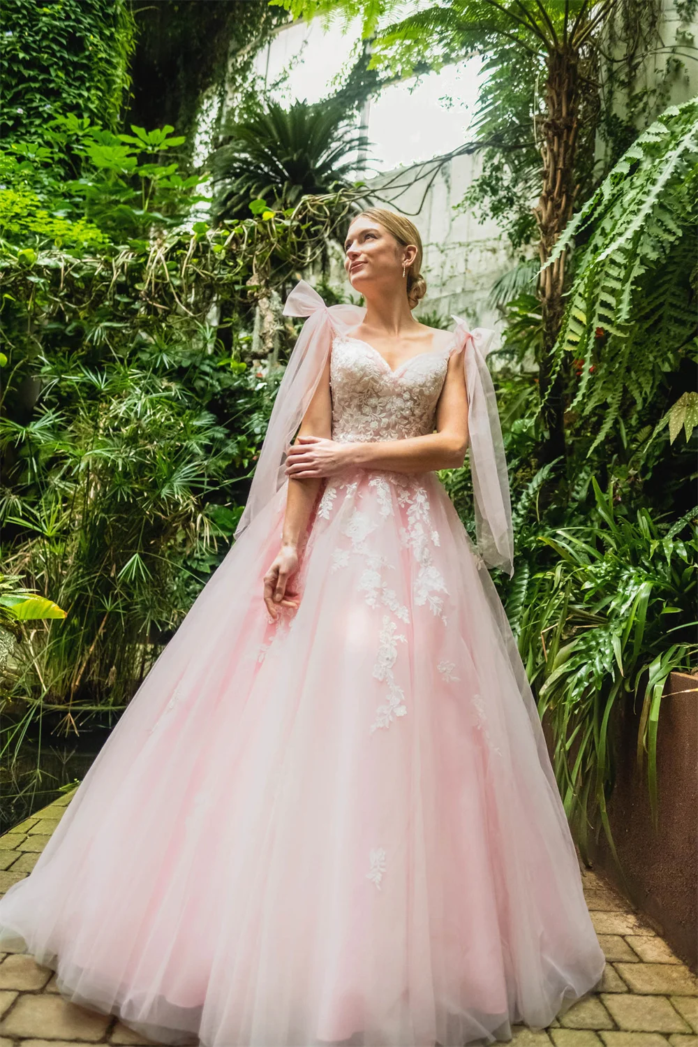 Sansa-Robe de Rhen dentelle brodée rose, robe trapèze élégante avec bretelles en maille, robes de mariée en fibre, 2024