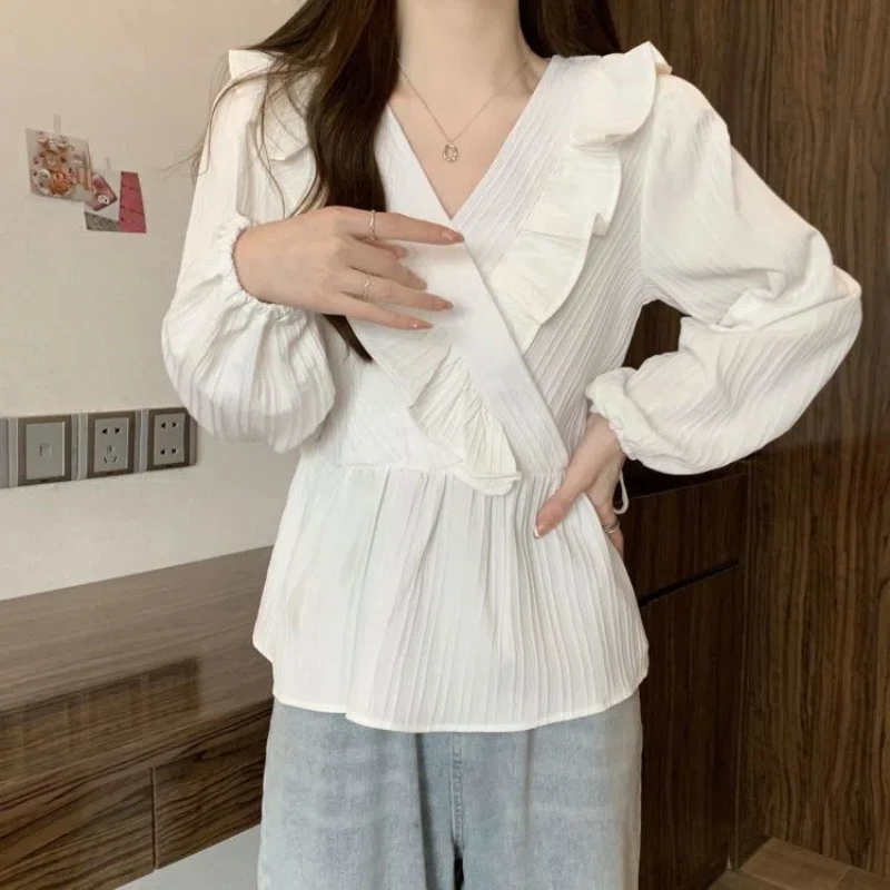 Women Clothing V Neck Ruffles Loose Casual Shirt Tops Spring Autumn New Long Sleeve Pleated Solid Korean Blouse Sweet Fashion