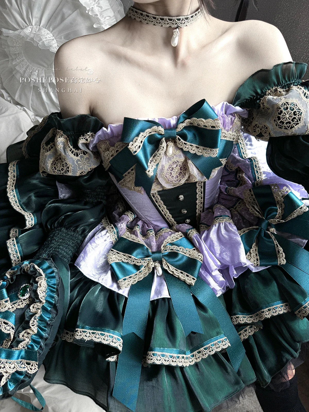 

Милое платье в стиле Лолиты для дня рождения, золотое и зеленое кружевное лоскутное платье без бретелек с длинными рукавами, облегающее бальное платье для женщин