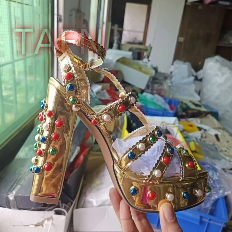 Summer Women Jewel Platform Sandals Metallic Patent Leather Chunky High Heels Buckle Strap Round Toe Sandals Sandalias De Mujer