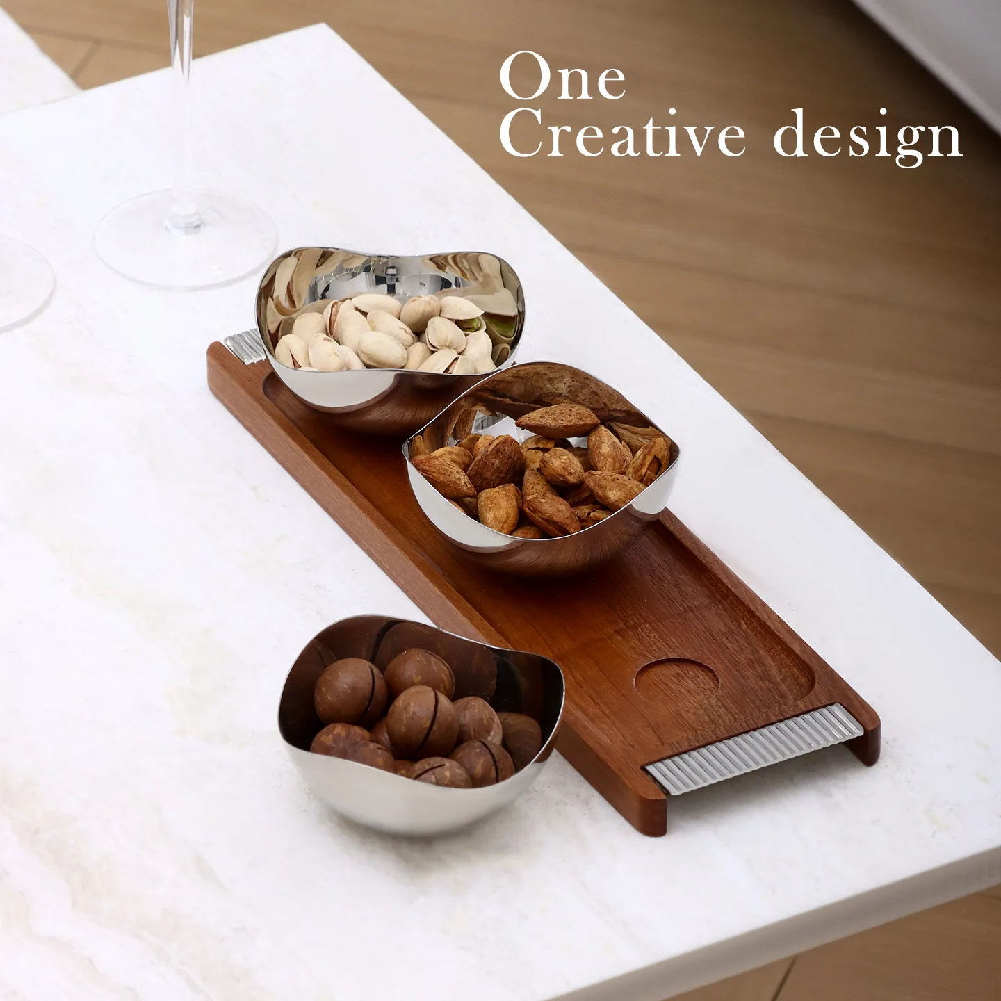 vassoio-da-te-rotondo-in-noce-creativo-per-frutta-e-snack-adatto-ai-bambini-con-finitura-lucida-per-uso-domestico