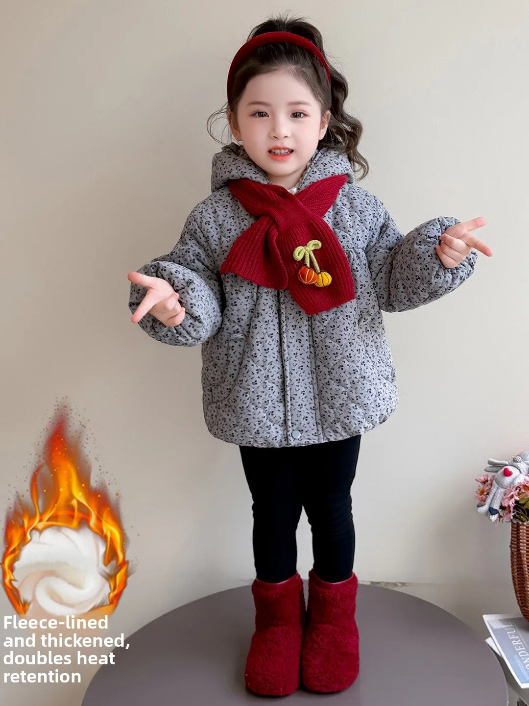 

Тенденция хлопкового джата с цветочным принтом для девочек на подкладке, зимнее теплое пальто Sli Country Sle, детская одежда, новый дизайн 2025 г.