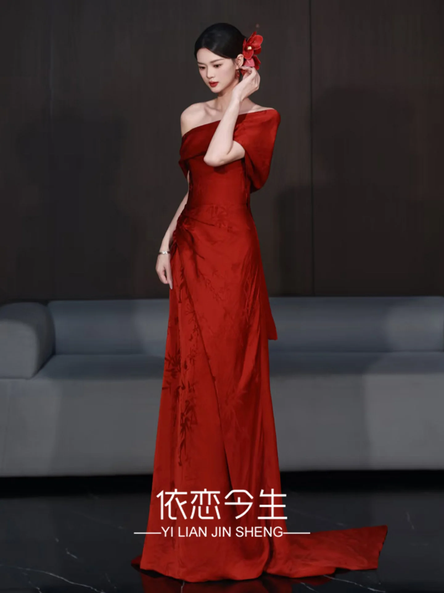 

Элегантное красное свадебное платье для женщин, простого фасона, длиной в пол, с застежкой-молнией, для свадьбы, помолвки, вечеринки и выступлений.