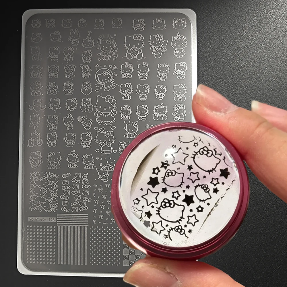 1 pz XL Hello Kitty Design Nail Stamping Piastra Adesivi Occhiali da cartone animato Kitty Cat Head Transfer Nail Piastra d'acciaio Strumenti 14.5*9.5